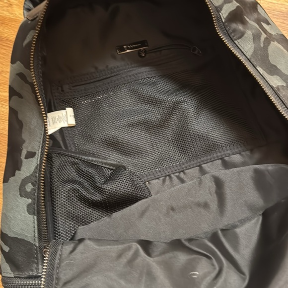 Lululemon City Adventurer (?) Backpack in Green Camo - Picture 2 of 7